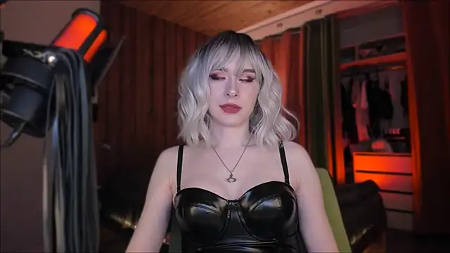 Mistress Iris online show from December 22, 6:55 pm