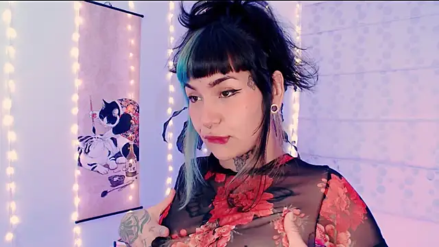 justmartina  online show from April 30, 1:11 am