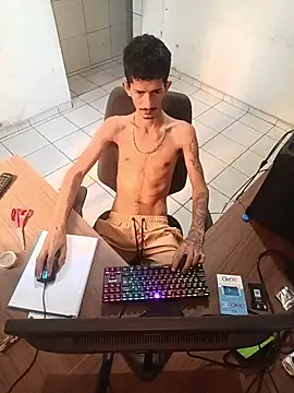 theyllorwillian online show from April 12, 8:44 pm