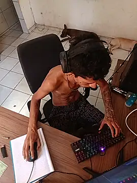 theyllorwillian online show from April 14, 1:11 pm