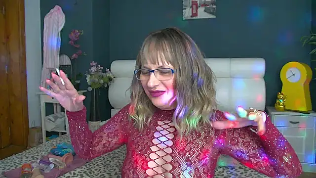 Cougar Milff online show from May 18, 4:02 pm