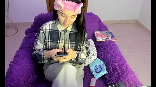 Honney 19 online show from January 6, 10:52 am