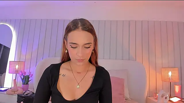 amaia foxx online show from May 25, 2:27 pm
