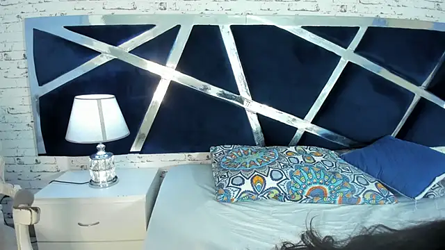 PiinkSoul online show from December 21, 4:06 am