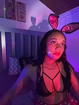 coraline vera online show from May 14, 8:25 pm
