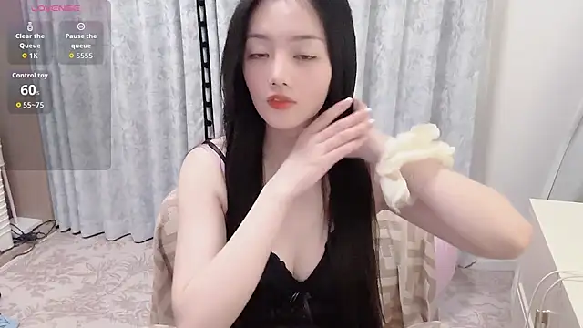 Susu Alice online show from February 28, 1:54 pm