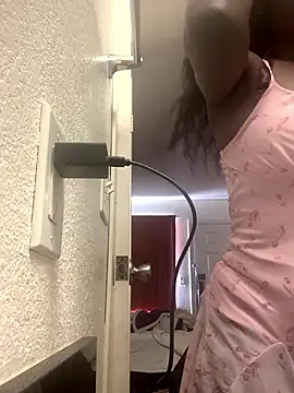 Naveahlove online show from January 10, 9:08 pm