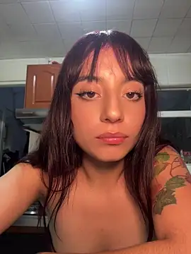 Mia fiire online show from May 17, 10:36 am