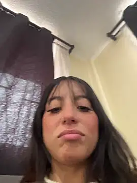 Mia fiire online show from February 24, 7:23 pm