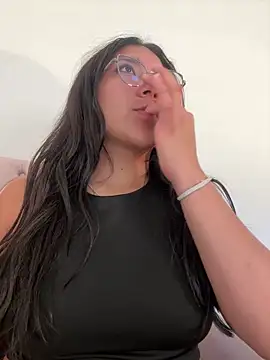 Dafne se online show from April 6, 1:27 am