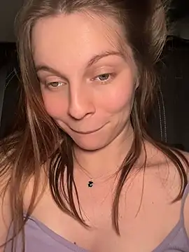 d0uble trouble online show from April 19, 9:17 pm