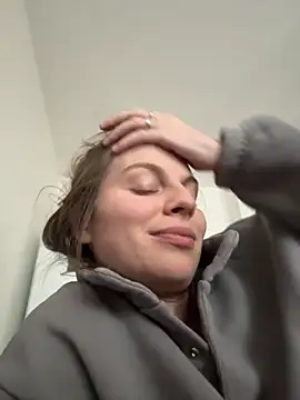 d0uble trouble online show from April 5, 2:05 pm