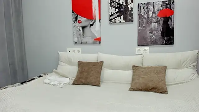 Comely Camillla online show from March 27, 8:16 am