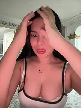 sweet ruby  online show from June 8, 1:39 am