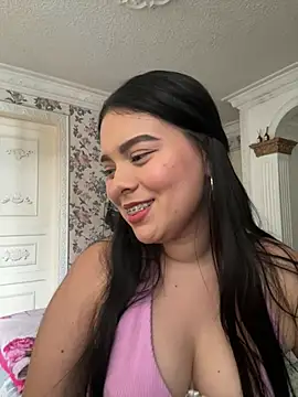 sweet ruby  online show from May 22, 9:02 pm