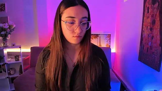 SwettieSammy online show from May 9, 1:57 pm