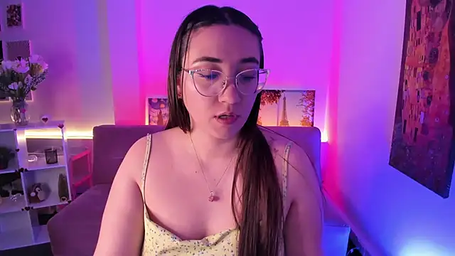 SwettieSammy online show from May 14, 4:35 pm