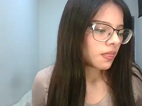 omifresita online show from June 13, 5:21 pm