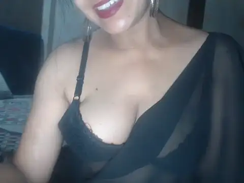 Hotronita123 online show from May 23, 5:55 pm