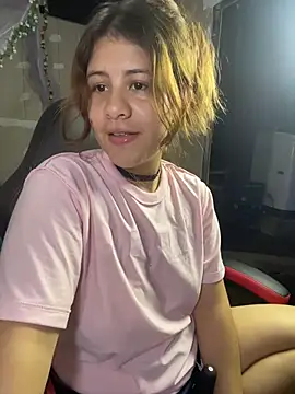 dakota021 online show from May 7, 11:52 pm