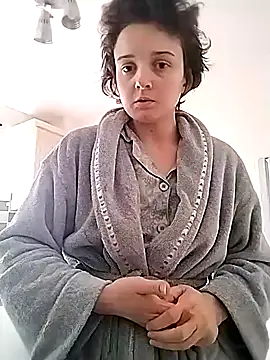 Amy01112 online show from May 21, 4:16 pm