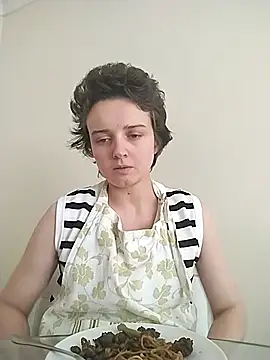 Amy01112 online show from May 9, 12:29 pm