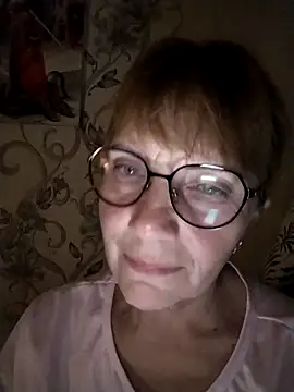 MichelleLove48 online show from April 8, 8:44 pm