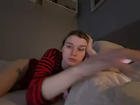 givemepleasing online show from January 11, 7:24 am