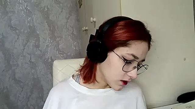 LinaWatter online show from December 4, 11:56 am