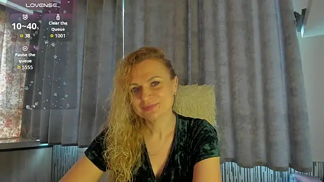 LanaLight x online show from May 22, 4:10 am