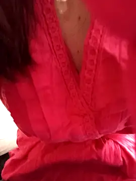 gatitachula93 online show from May 5, 1:14 pm