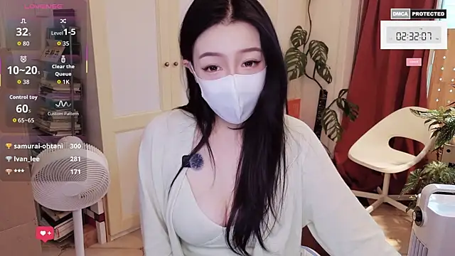 nayomi 34f online show from May 22, 6:33 am