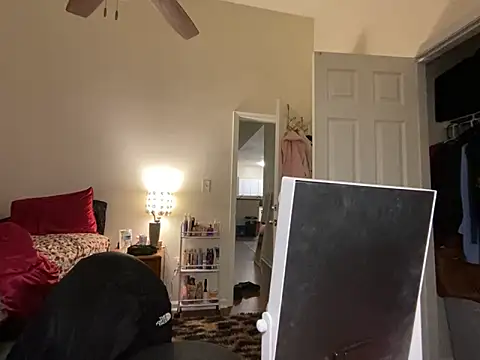 lunabellaX0 online show from February 23, 4:46 am