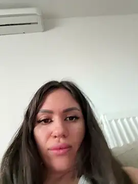 SiennaLuxexx online show from February 17, 11:42 am