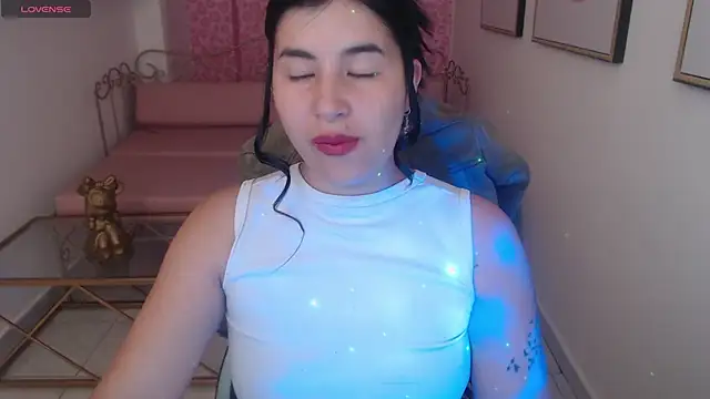 Nina harpper  online show from February 2, 12:37 pm