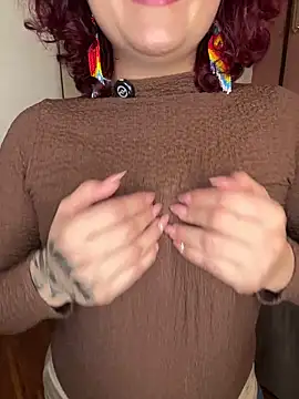 MissSavage  online show from May 20, 8:39 pm