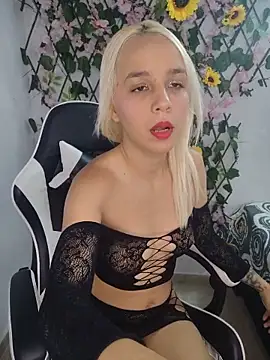 KasumiSophia online show from June 12, 1:52 pm