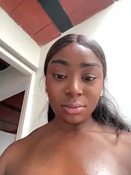 Cynthia es online show from May 15, 4:43 pm