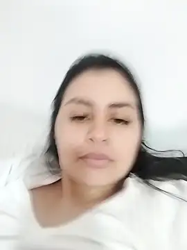 latina prohibida online show from March 9, 7:39 pm