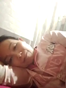 Lili-123k online show from May 5, 4:37 am