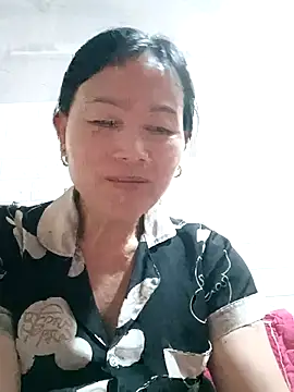 Lili-123k online show from May 7, 5:01 am