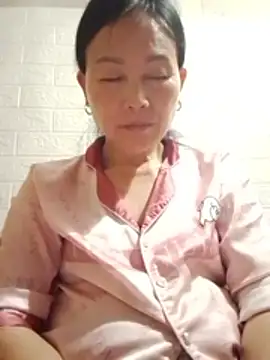 Lili-123k online show from May 15, 6:54 pm