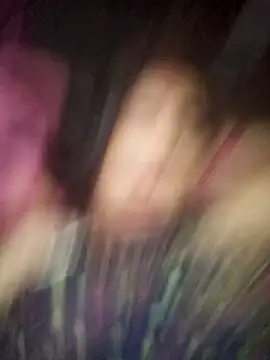 Your-shreya143 online show from April 2, 9:01 pm