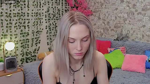 Gina Gina love online show from May 27, 1:27 am