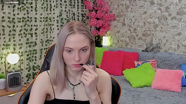 Gina Gina love online show from May 27, 1:57 am
