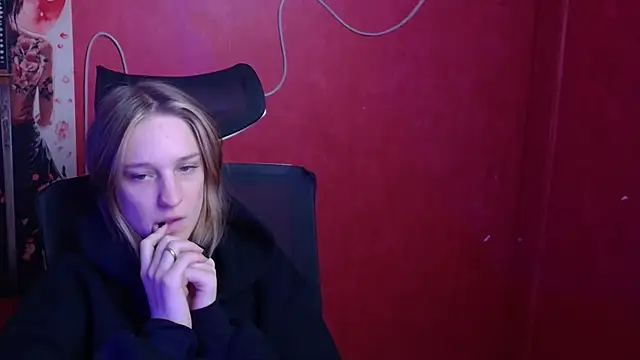 Katie Rosiee online show from January 5, 5:27 pm