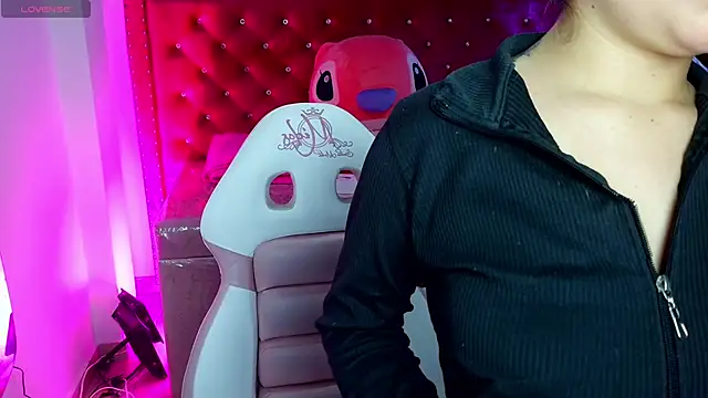 Diamond juliana online show from May 5, 3:09 am