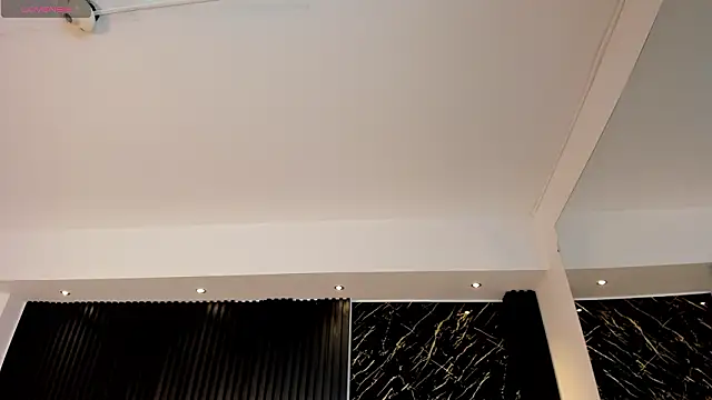 TiffanyHoustton online show from February 23, 11:42 am