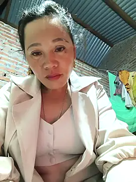 Y-eahi online show from January 7, 9:40 pm