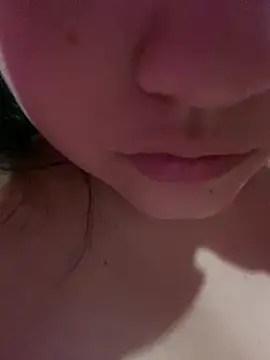 CatarinaAyye online show from April 7, 1:07 am